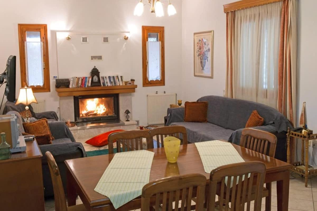 Forest Cosy House - Lagkadia Amazing View Экстерьер фото